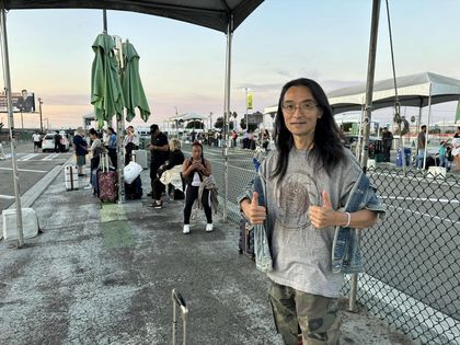 “ロサンゼルス”