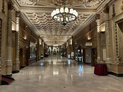 “ロサンゼルス”