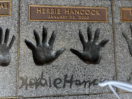 “ロサンゼルス”