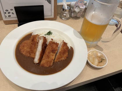 “羽田空港での朝ビール”